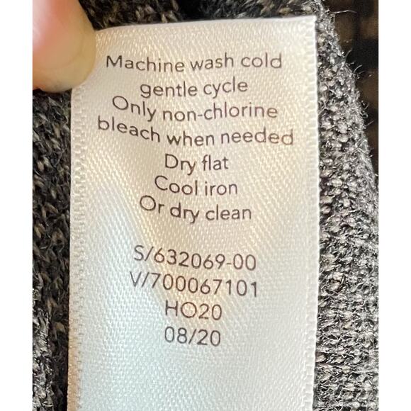 NWT Athleta Women's Jacquard Crew Sweater Merino Wool Blend Black Gray Sz Medium - Picture 9 of 10